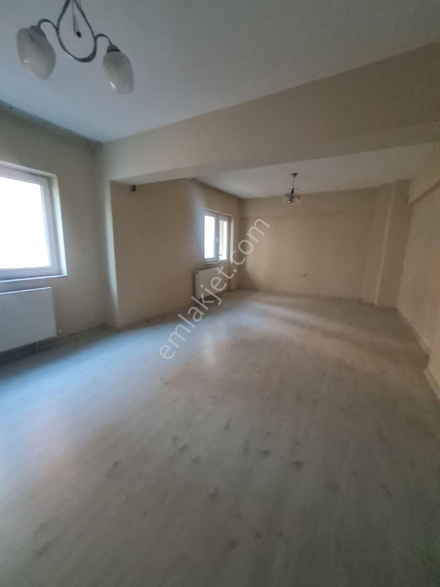 İzmir Konak Altıntaş Mahde Kiralık Geniş 2+1 Daire - Görsel 2