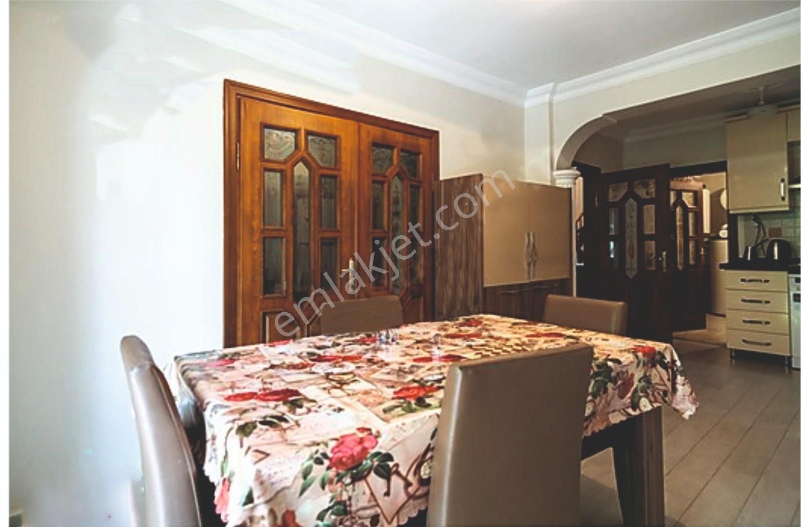 Nezih Emlak'tan Acil Satılık 4.etap'ta Köşe Villa - Görsel 7