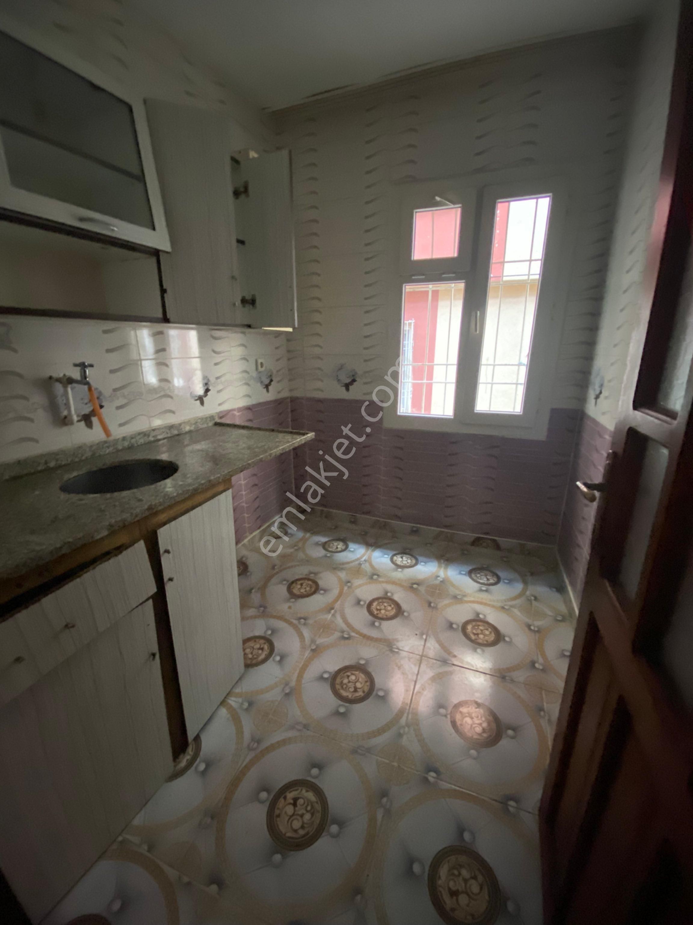 Güneş De 65m 3 Katlı, 2 Şer Odalı, Uygun Köşebaşı Ev - Görsel 6