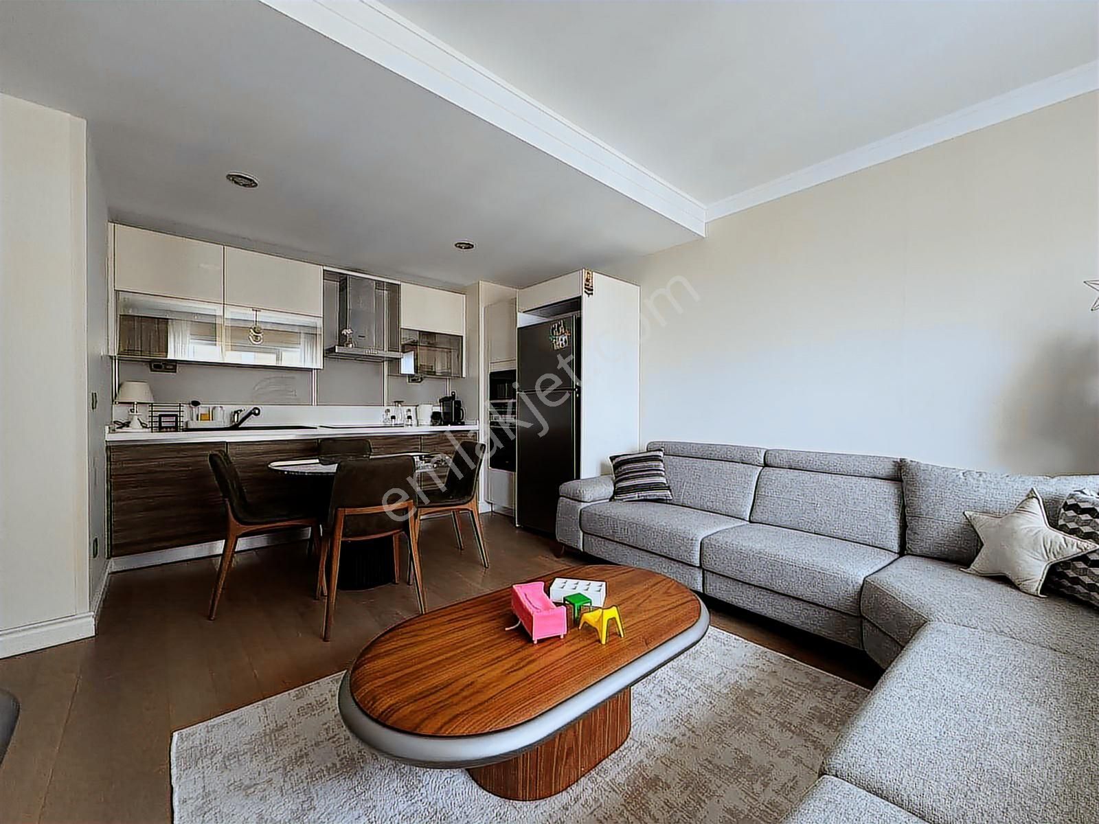 Beylikdüzü'nde 1+1 Deniz Manzaralı Eşyalı Site İçi Daire | Tekce - Görsel 9