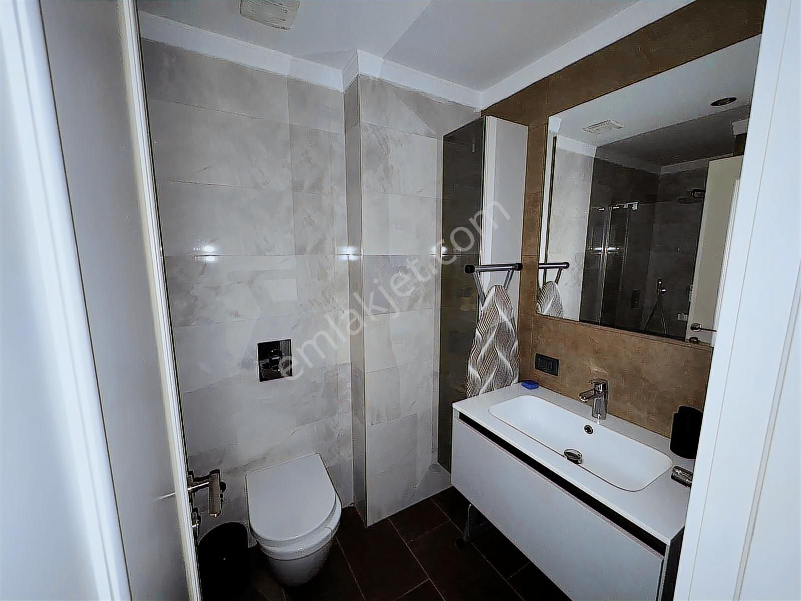 Beylikdüzü'nde 1+1 Deniz Manzaralı Eşyalı Site İçi Daire | Tekce - Görsel 12