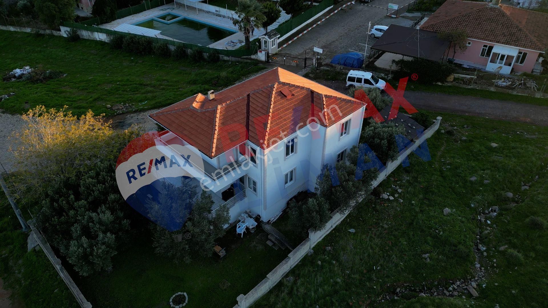 Ayvalık Küçükköyde Panoramik Manzaralı Satılık Müstakil Ev - Görsel 3