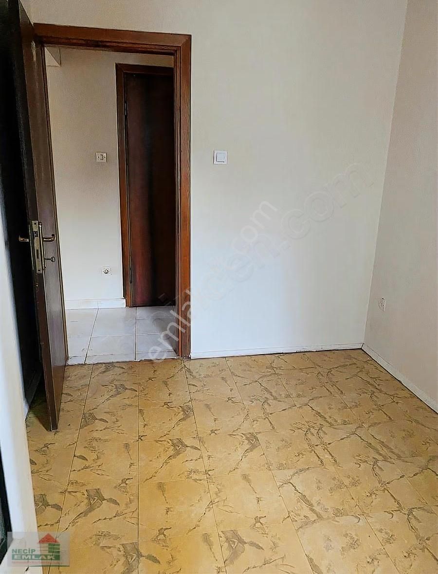 Necip Emlaktan Kiralık Temiz 3+1 - Görsel 16