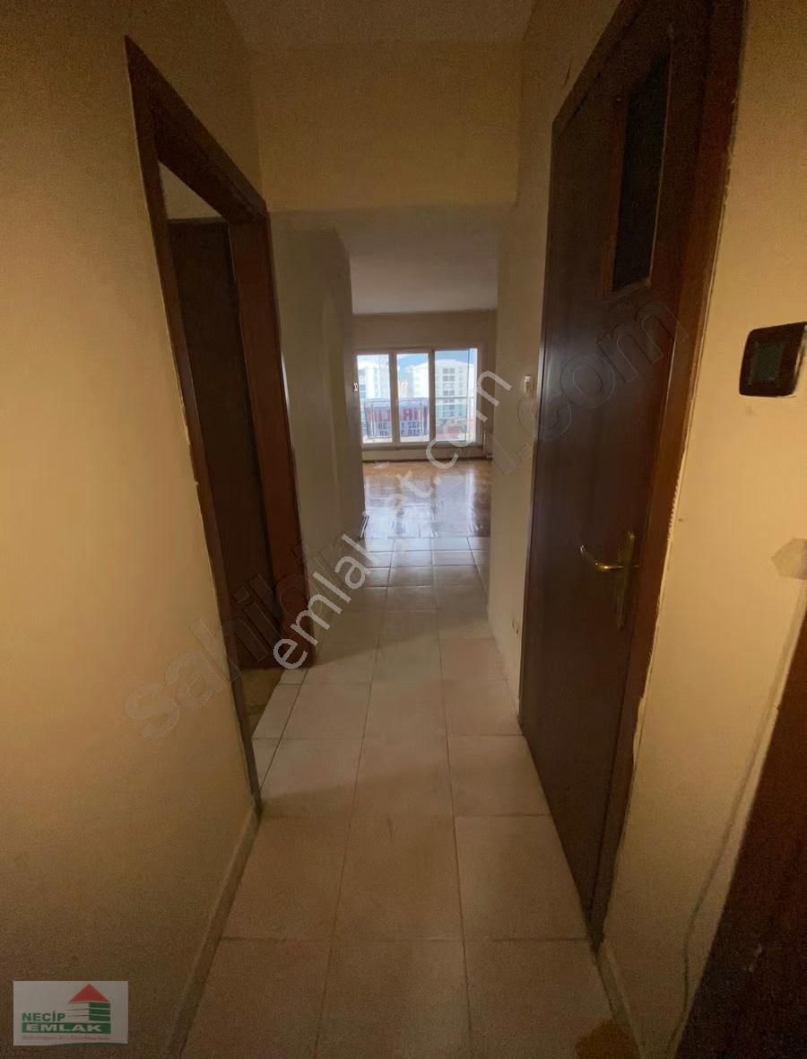 Necip Emlaktan Kiralık Temiz 3+1 - Görsel 4
