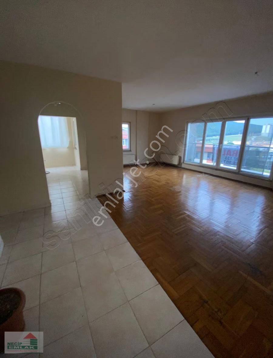 Necip Emlaktan Kiralık Temiz 3+1 - Görsel 7