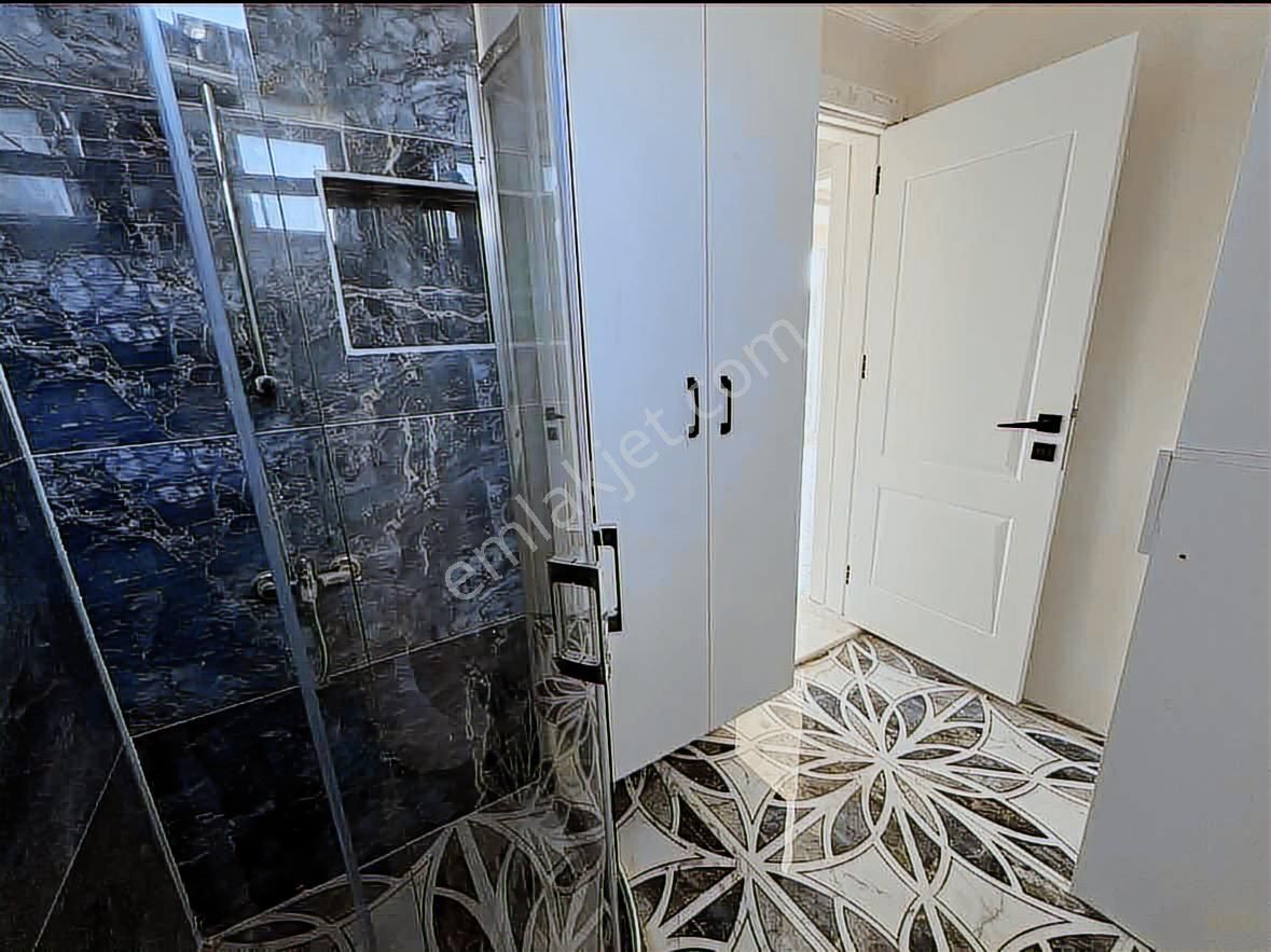 Lavınıa Gayrimenkul'den Karaçalı Mahallesinde Ara Kat 1+1 75m2 - Görsel 4