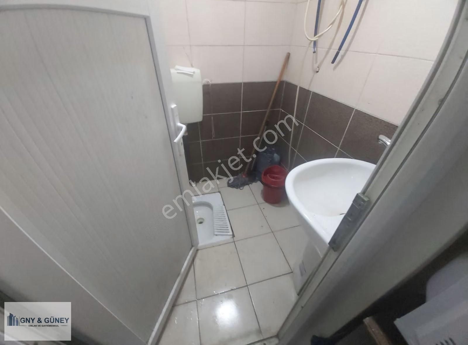 Güney Emlak'tan Sümer Mah. 85 M2 Kiralık Dükkan - Görsel 3