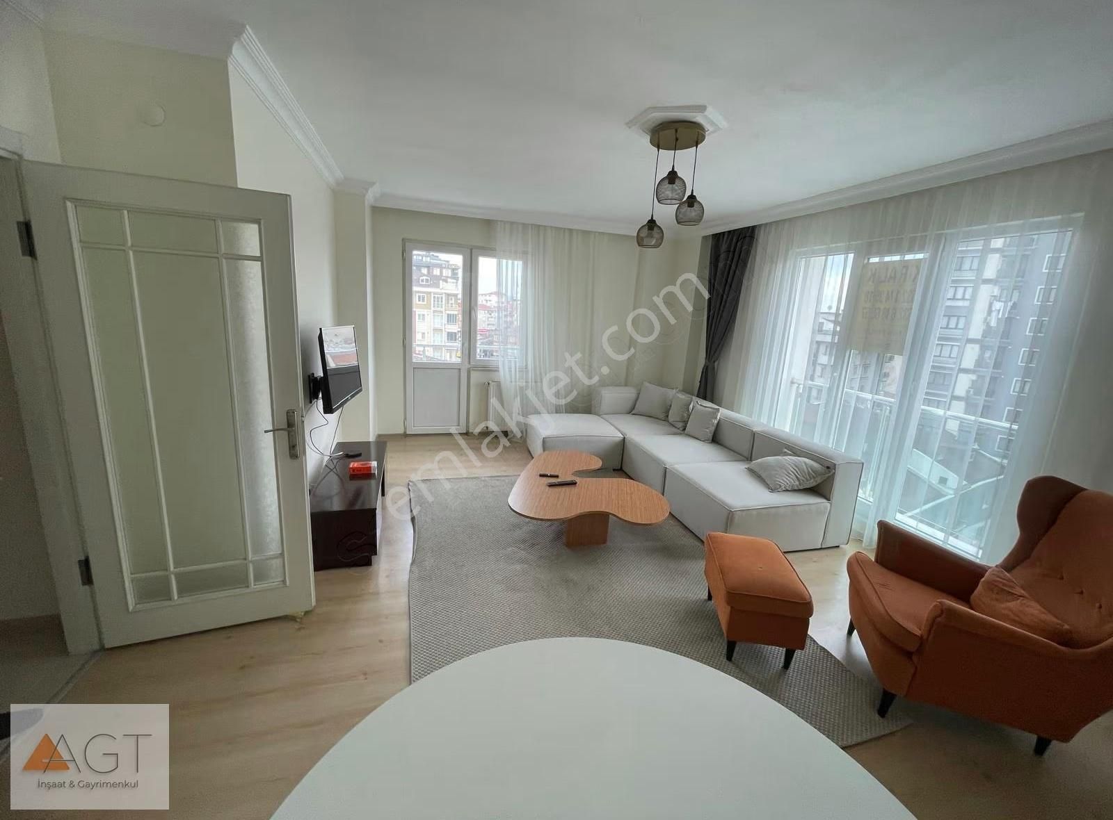 Agt'den Hastane Karşısı Eşyalı 115m2 3+1 Kiralık Daire