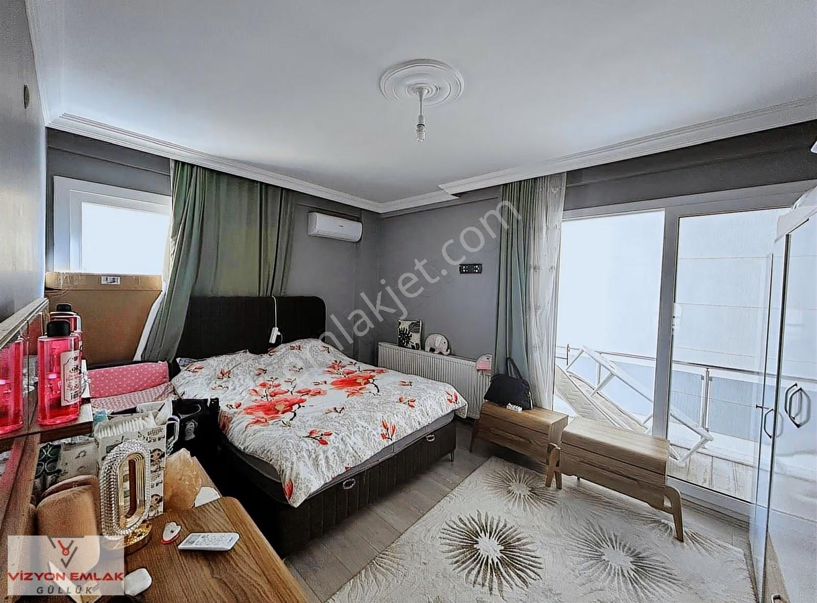 Güllük Çarşı İçerisinde Satılık 2+1 Düz Girişli Daire - Görsel 21