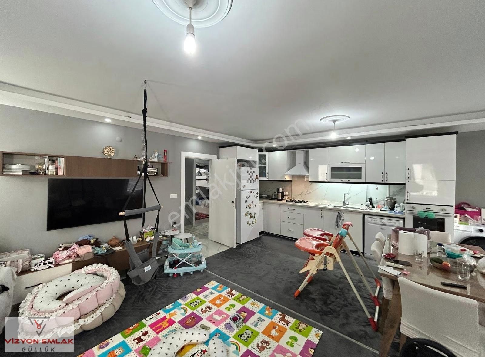 Güllük Çarşı İçerisinde Satılık 2+1 Düz Girişli Daire - Görsel 20