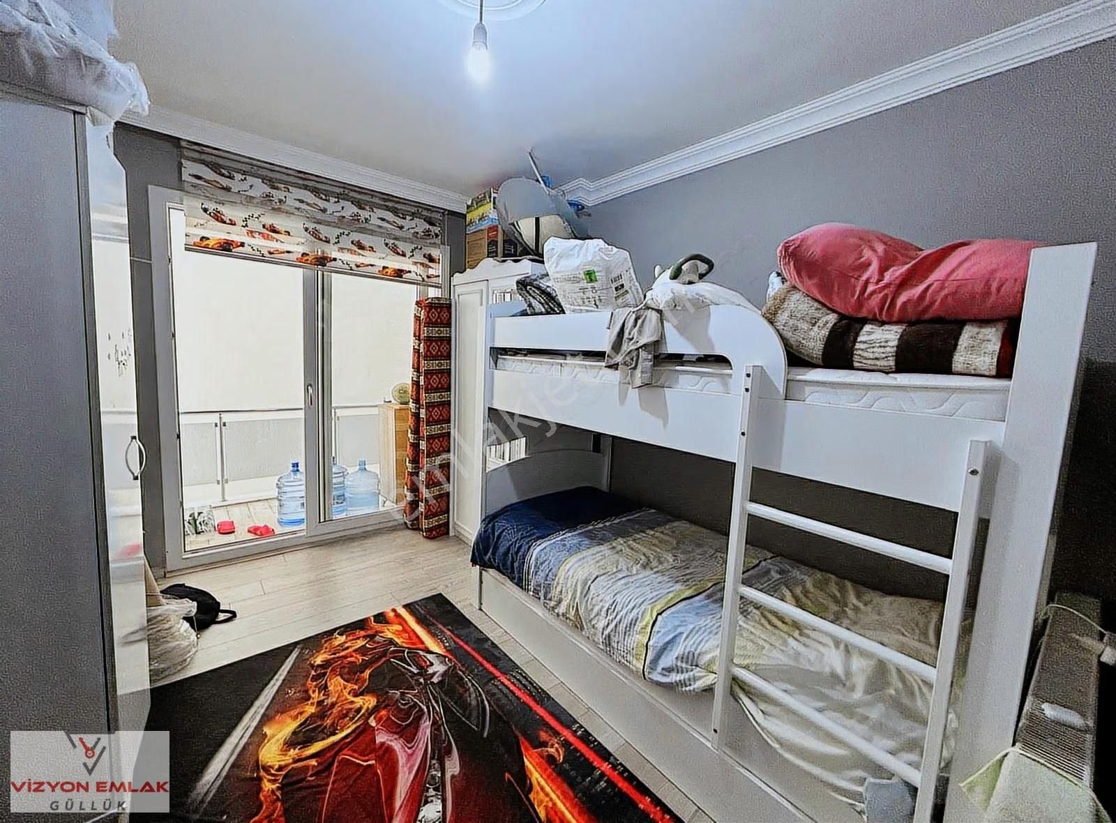Güllük Çarşı İçerisinde Satılık 2+1 Düz Girişli Daire - Görsel 7