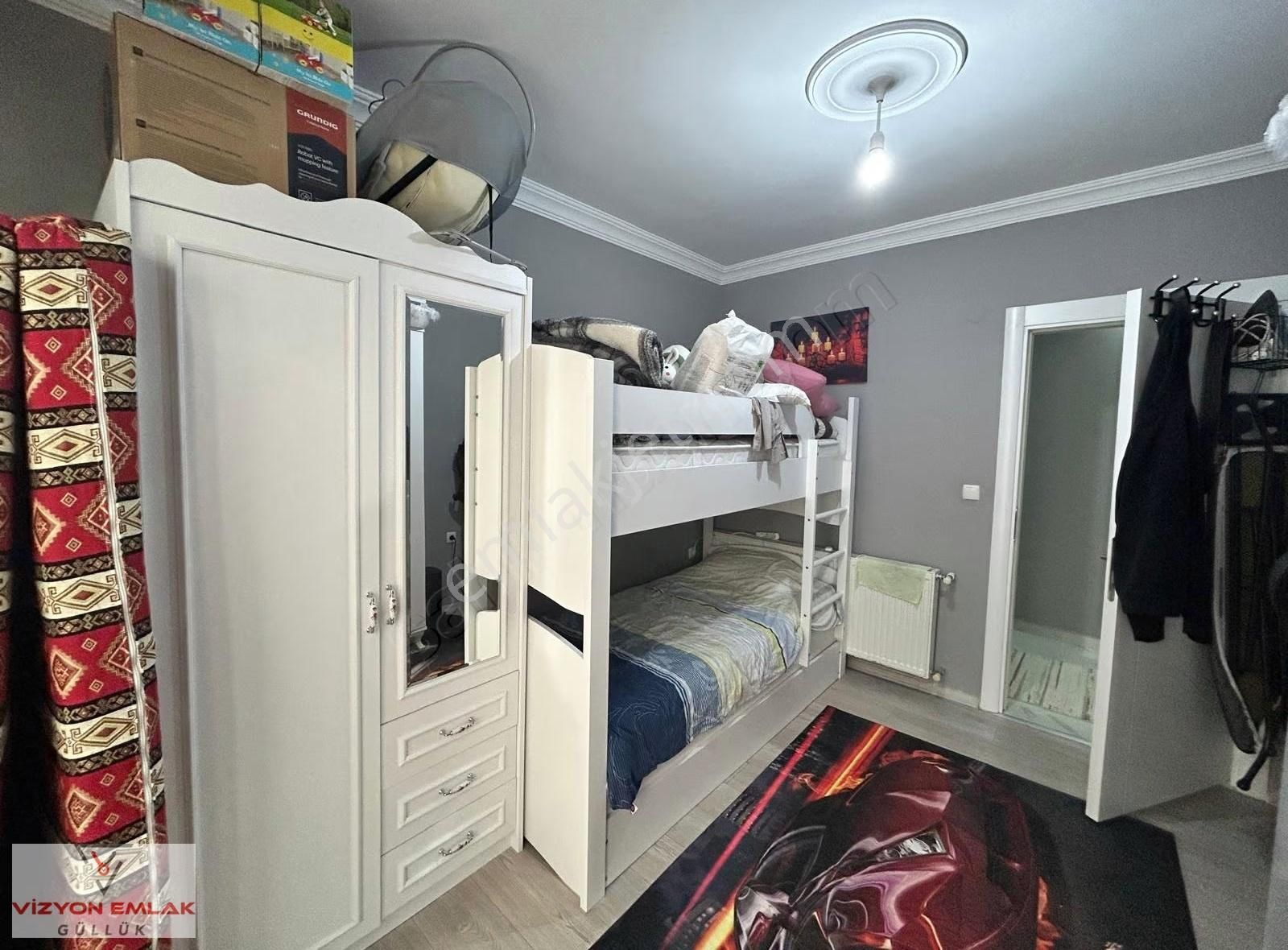 Güllük Çarşı İçerisinde Satılık 2+1 Düz Girişli Daire - Görsel 12