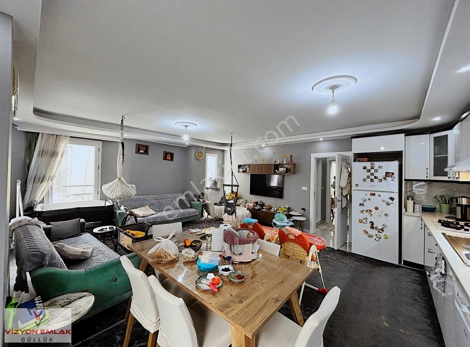 Güllük Çarşı İçerisinde Satılık 2+1 Düz Girişli Daire - Görsel 19