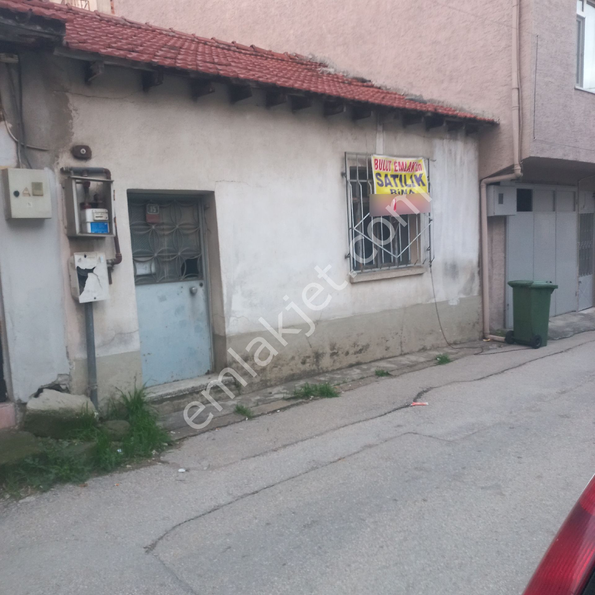 Bursa Bahar Mah 120 M2 Tek Katlı Bina Satılıktır