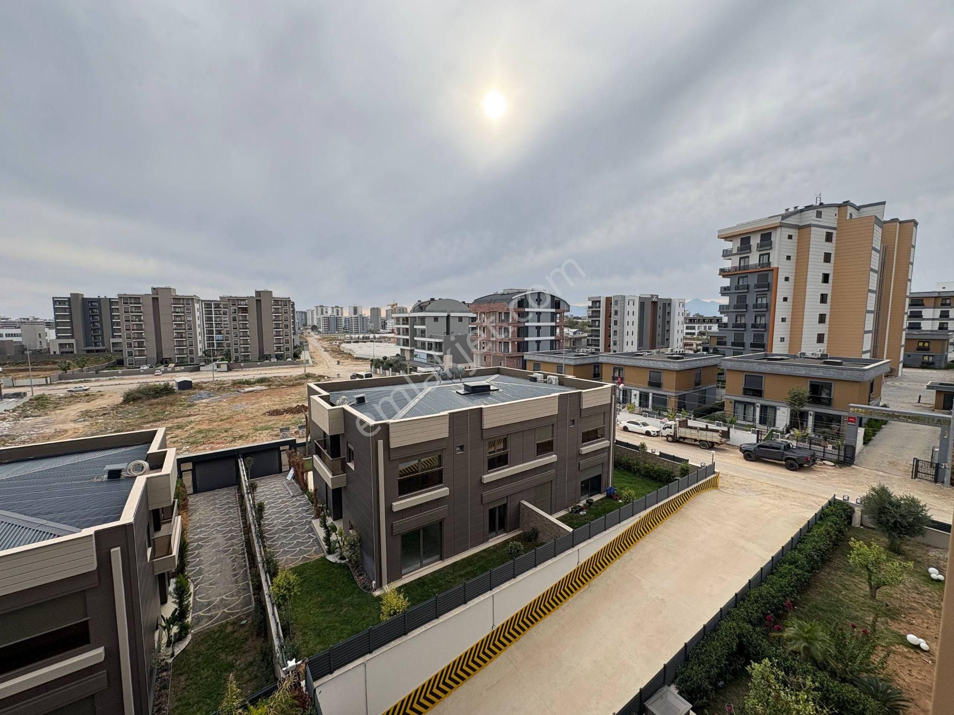 Altıntaş’ta Tüm Olanaklara Sahip, Luks Site İçinde 2+1 - Görsel 24