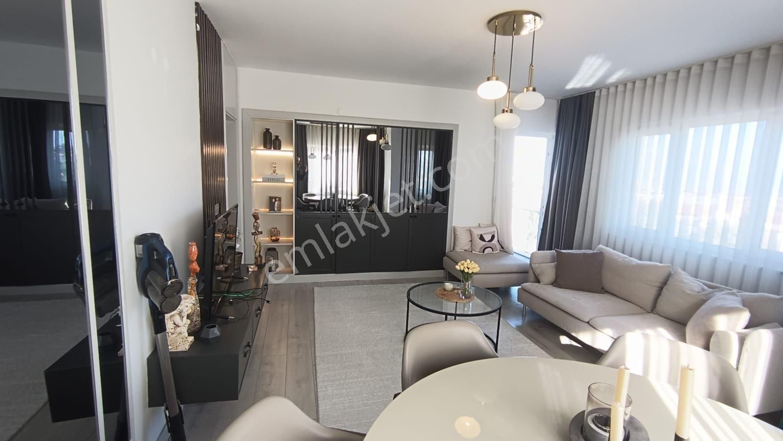 Çamlık'ta 3+1 Daire 150 M² (ara Kat) 4 Cephesi Açık - Görsel 7