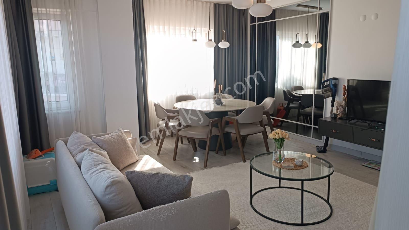 Çamlık'ta 3+1 Daire 150 M² (ara Kat) 4 Cephesi Açık - Görsel 4