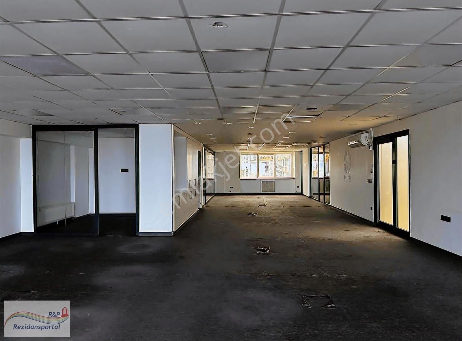 Büyükdere Cadde Üzeri Astoryaya Komşu Kiralık 300 M2 Temiz Kat - Görsel 25