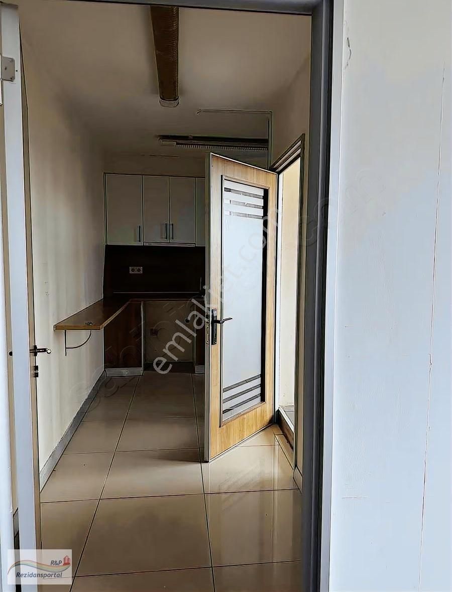 Büyükdere Cadde Üzeri Astoryaya Komşu Kiralık 300 M2 Temiz Kat - Görsel 2