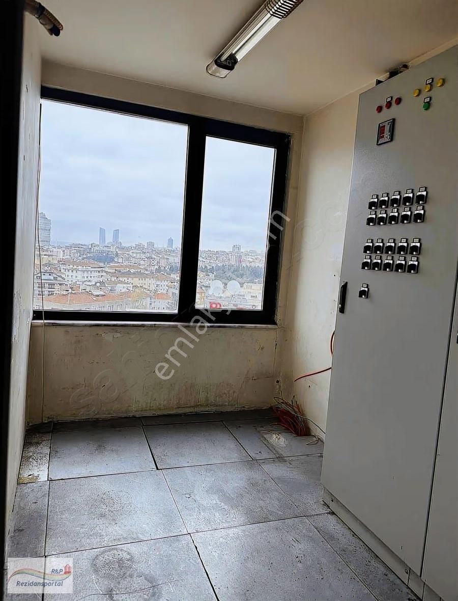 Büyükdere Cadde Üzeri Astoryaya Komşu Kiralık 300 M2 Temiz Kat - Görsel 28