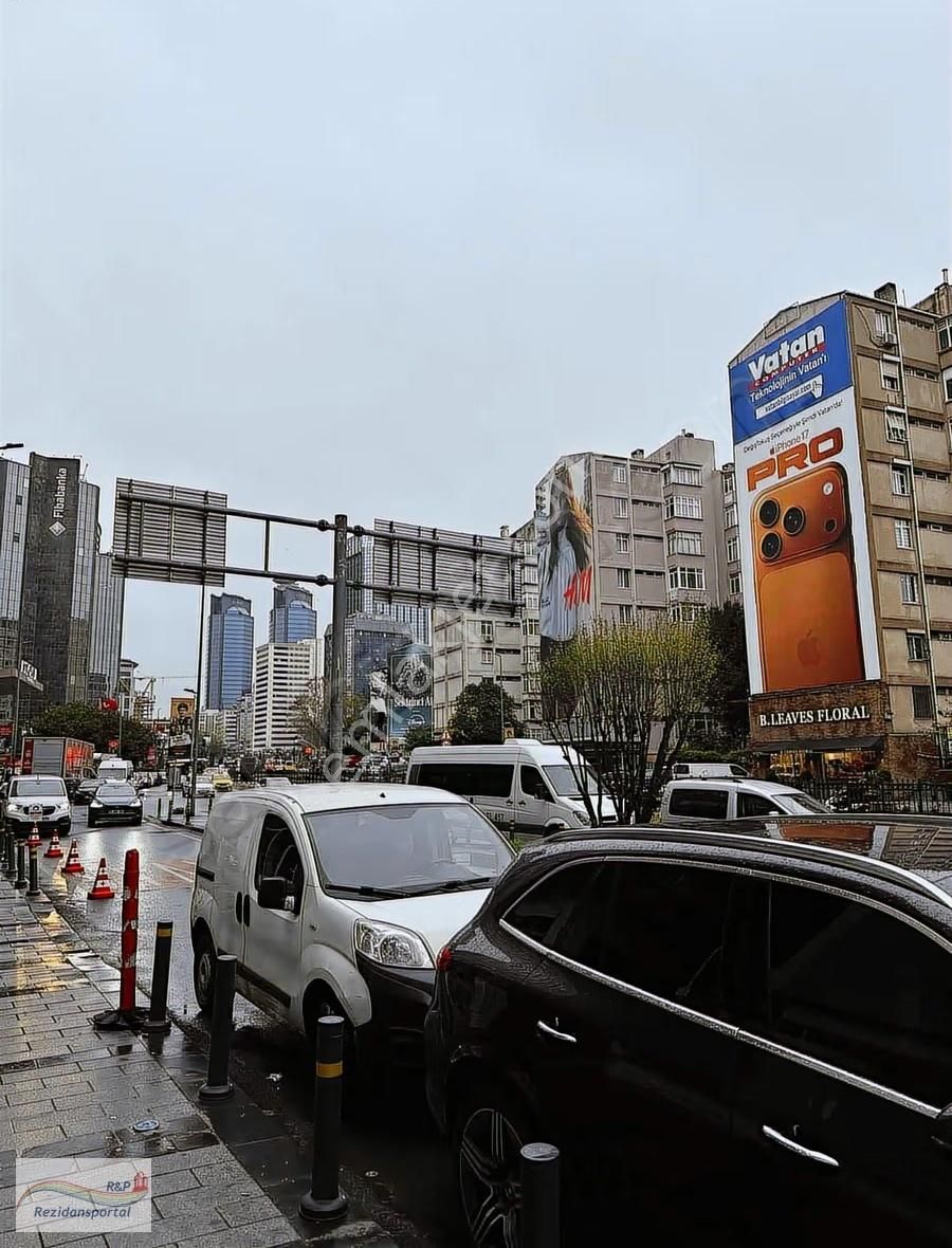 Büyükdere Cadde Üzeri Astoryaya Komşu Kiralık 300 M2 Temiz Kat - Görsel 11