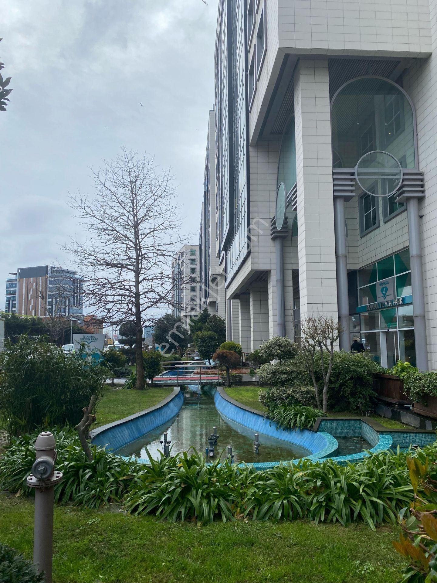 Yenibosna İstanbul Vizyonpark Ofis Plazalarında 30 M2 Kiralık Ofis Katı Plaza Katı