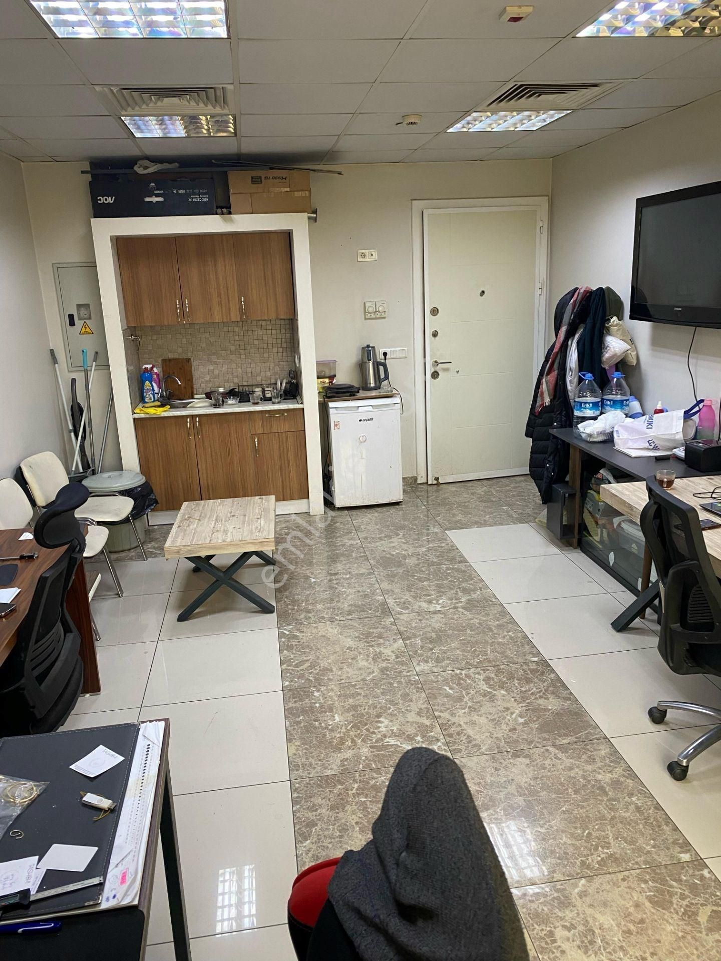 Yenibosna İstanbul Vizyonpark Ofis Plazalarında 30 M2 Kiralık Ofis Katı Plaza Katı - Görsel 11