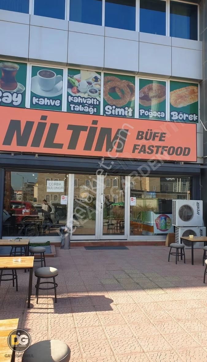 Niltim De İşlek Cadde De Dükkanların İçinde Devren Satılık Büfe