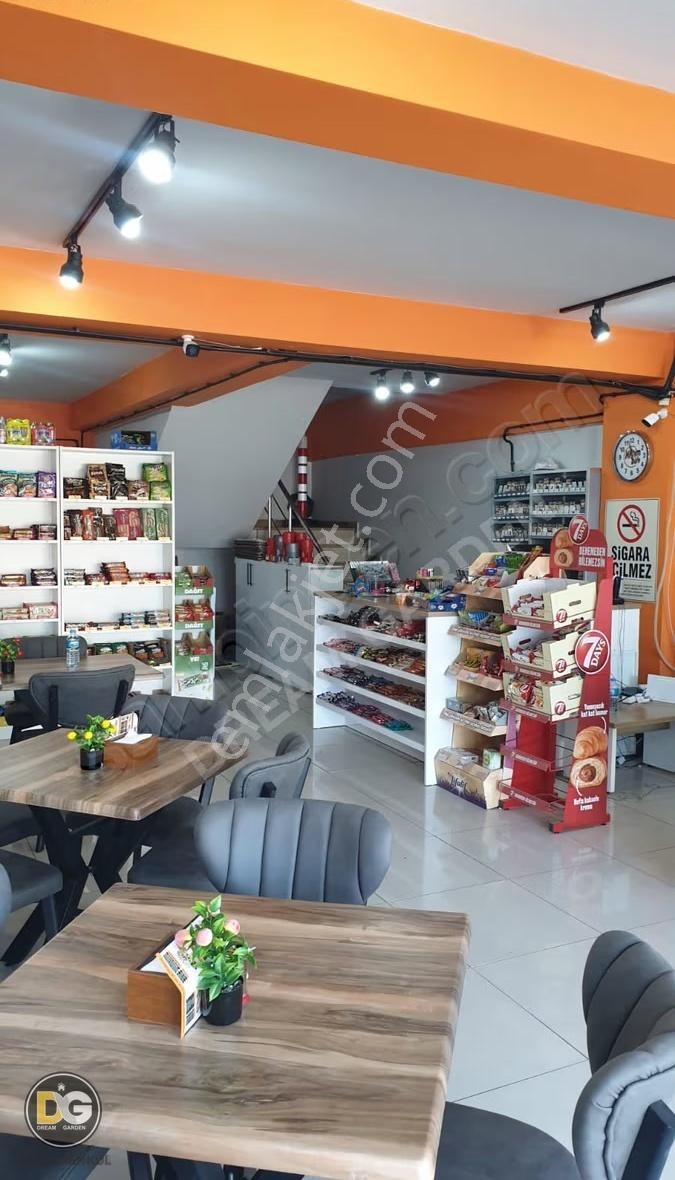 Niltim De İşlek Cadde De Dükkanların İçinde Devren Satılık Büfe - Görsel 9