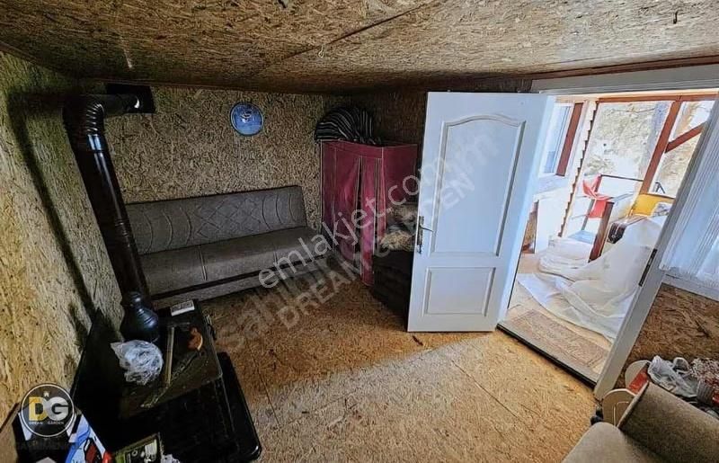 İsmetiye'de Doğa Manzaralı İçinde Evi Olan Eşsiz Hobi Bahçesi - Görsel 34