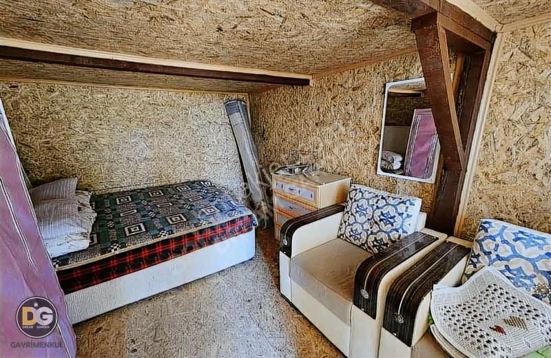 İsmetiye'de Doğa Manzaralı İçinde Evi Olan Eşsiz Hobi Bahçesi - Görsel 22