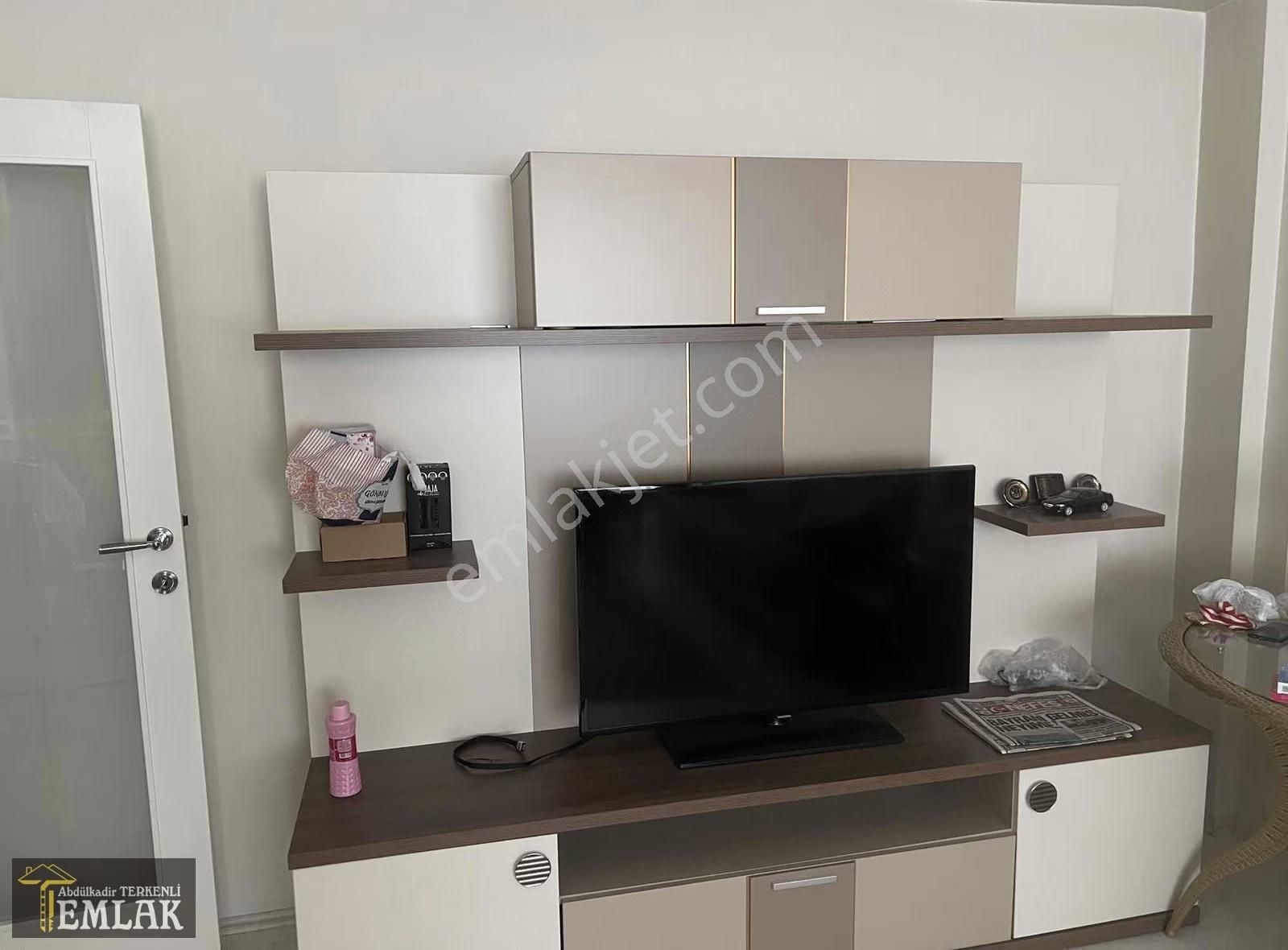 Terkenli Emlak'tan Hıdırlık Cadde Eşyalı Kiralık 3+1 Lüx Daire - Görsel 14