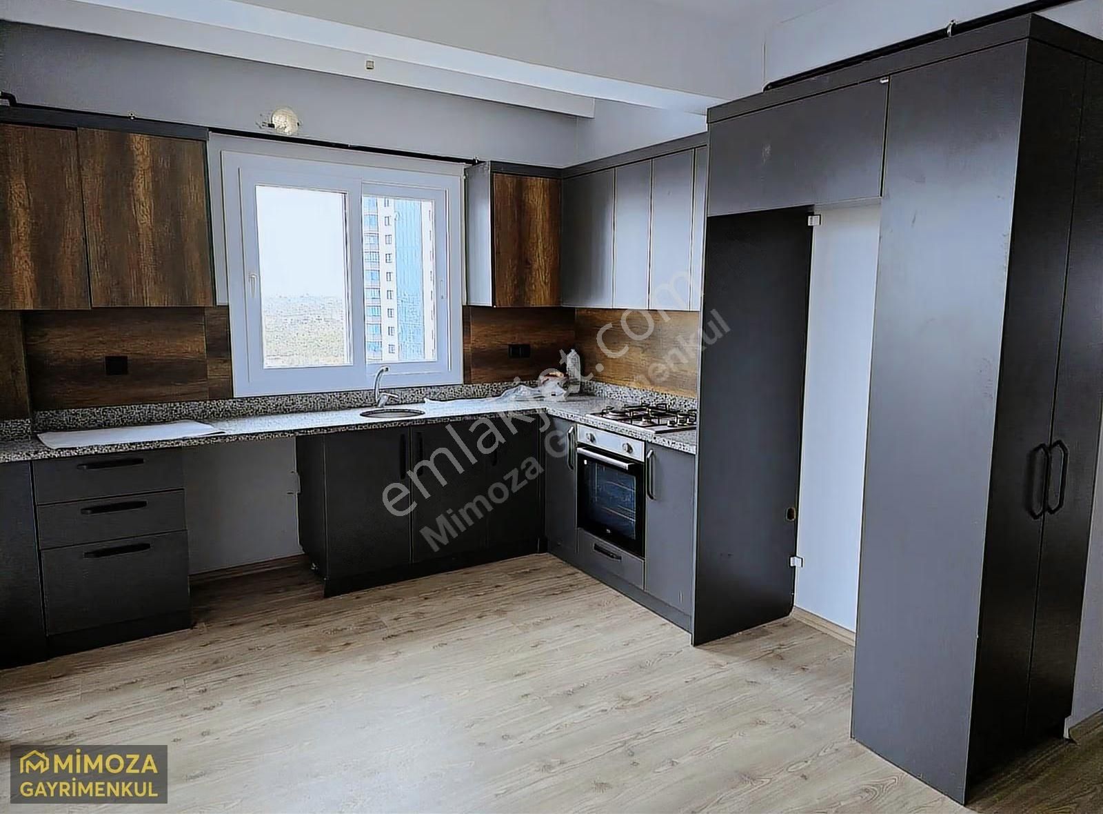 Mezitli'de Deniz Manzaralı Havuzlu Satılık Daire - Görsel 12