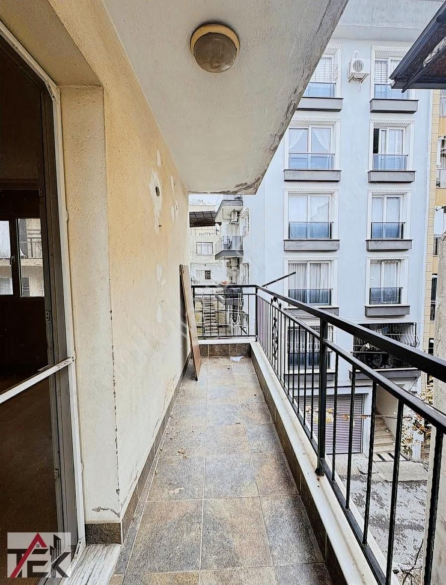 İzmirpark Avm Ye Yürüme Mesafeli Arakat 2+1 Satılık Daire - Görsel 11