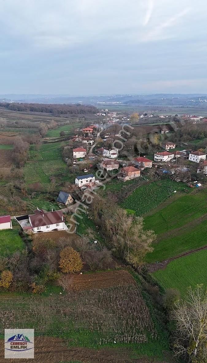 Cebesoy Emlak'tan Kayacık'ta Köy Kenarı Yatırımlık Yolsuz Tarla - Görsel 3