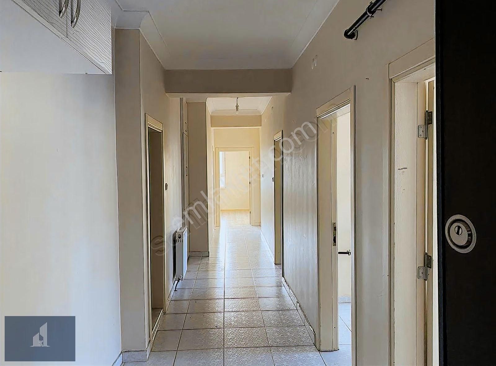 Kadir Dikici'den Emirgazi Mahallesinde Kiralık Geniş 3+1 Daire - Görsel 7