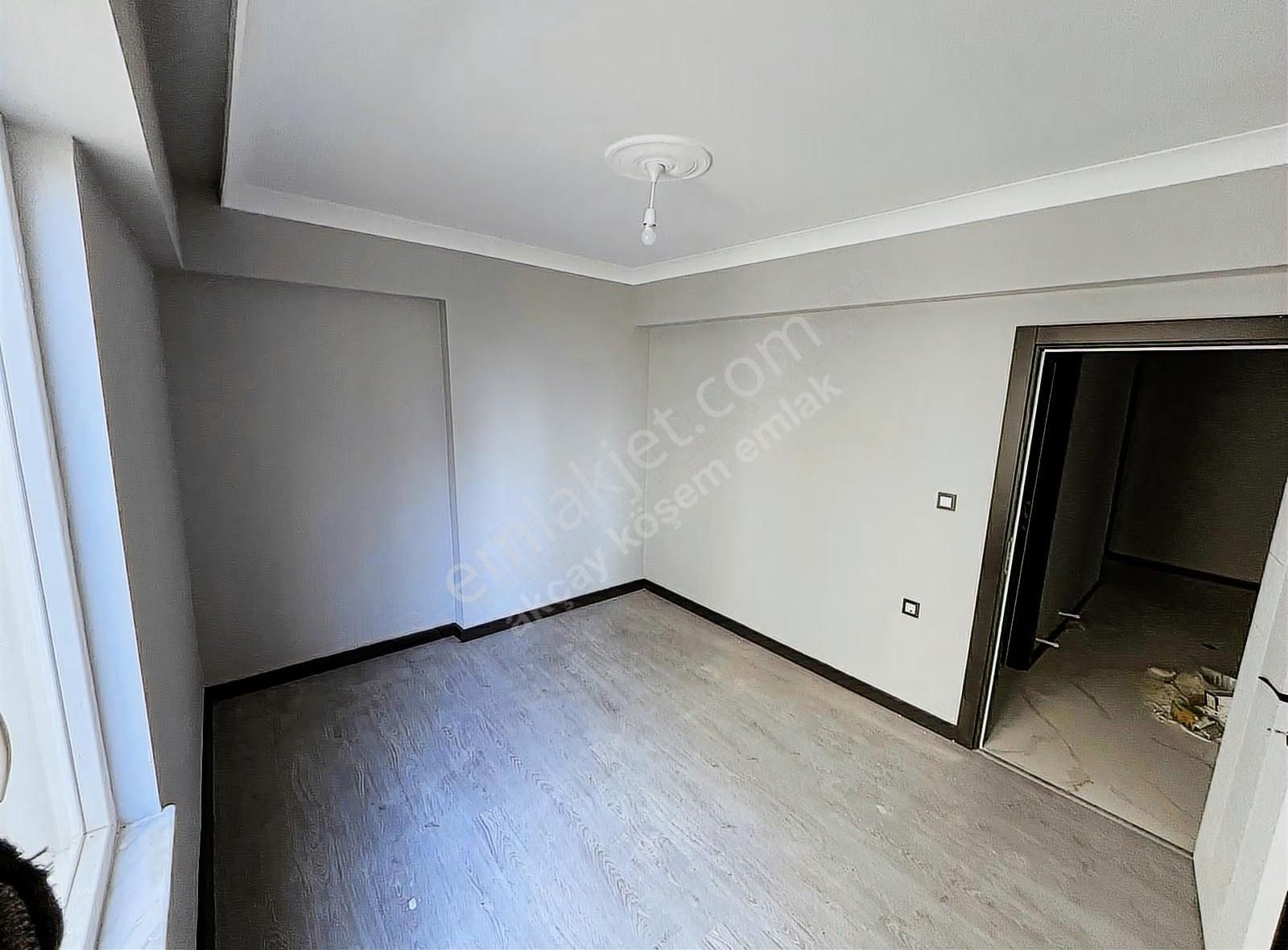 Akçay Köşem Emlaktan Acil Satılık 3+1 Daire - Görsel 34