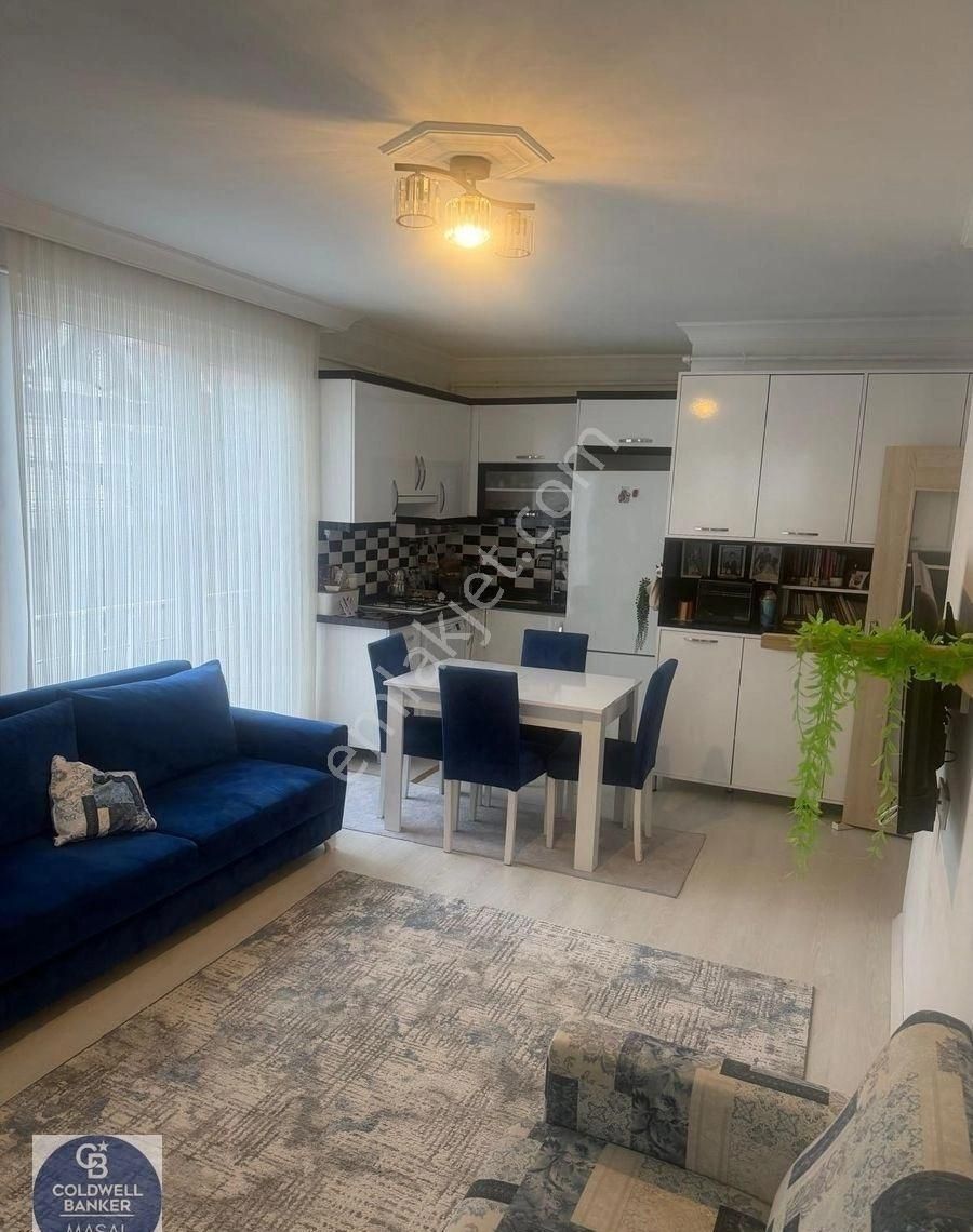 Sancaktepe Merve Mahallesi Aile Aparmanında Satılık Arakat Daire - Görsel 4