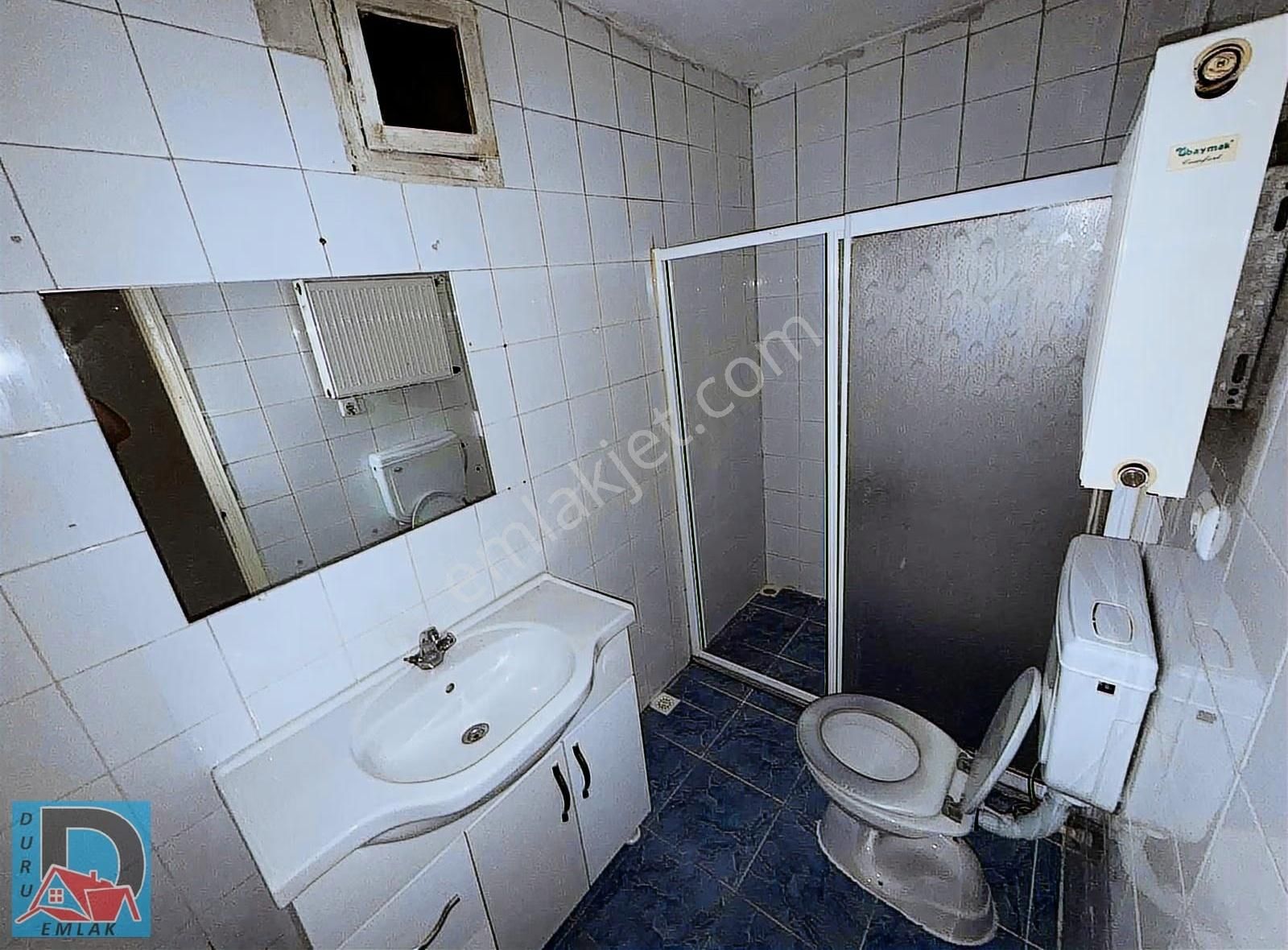 Duru Dan Şehrin Merkezin De Kırım Cd Üzerinde Kiralık 2+1 - Görsel 3