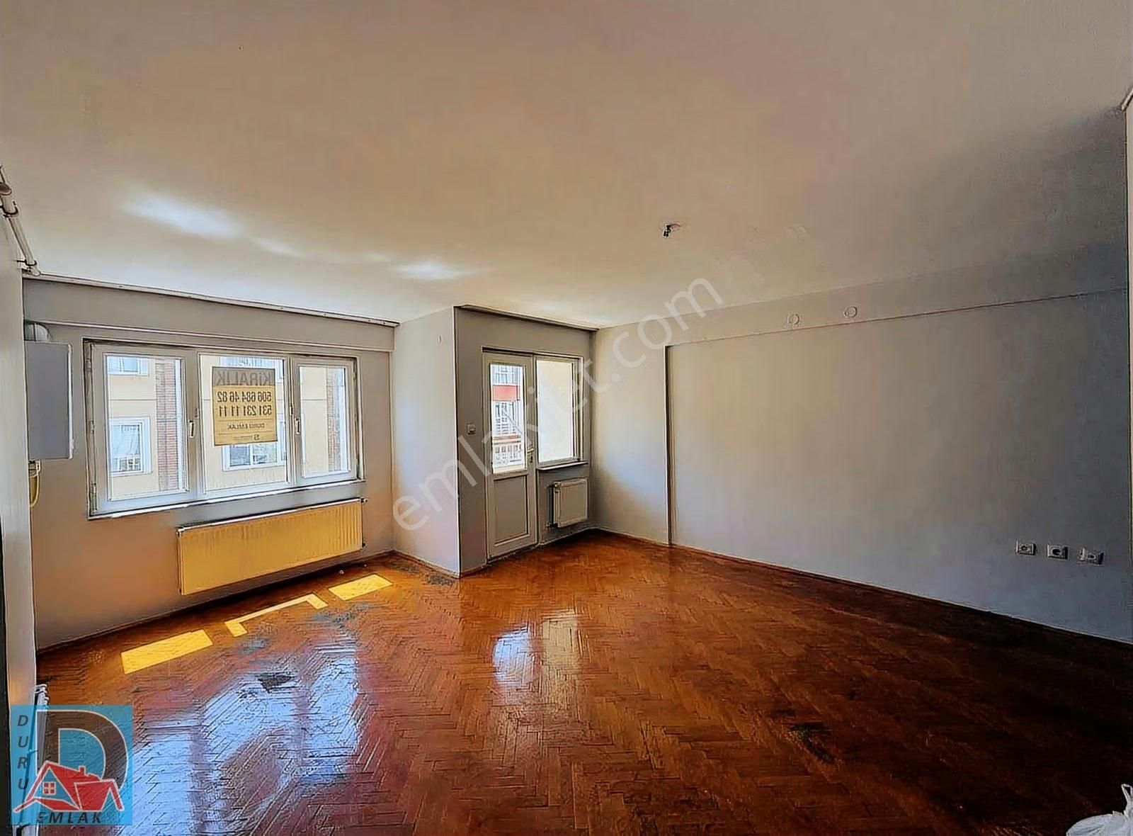 Duru Dan Şehrin Merkezin De Kırım Cd Üzerinde Kiralık 2+1 - Görsel 2