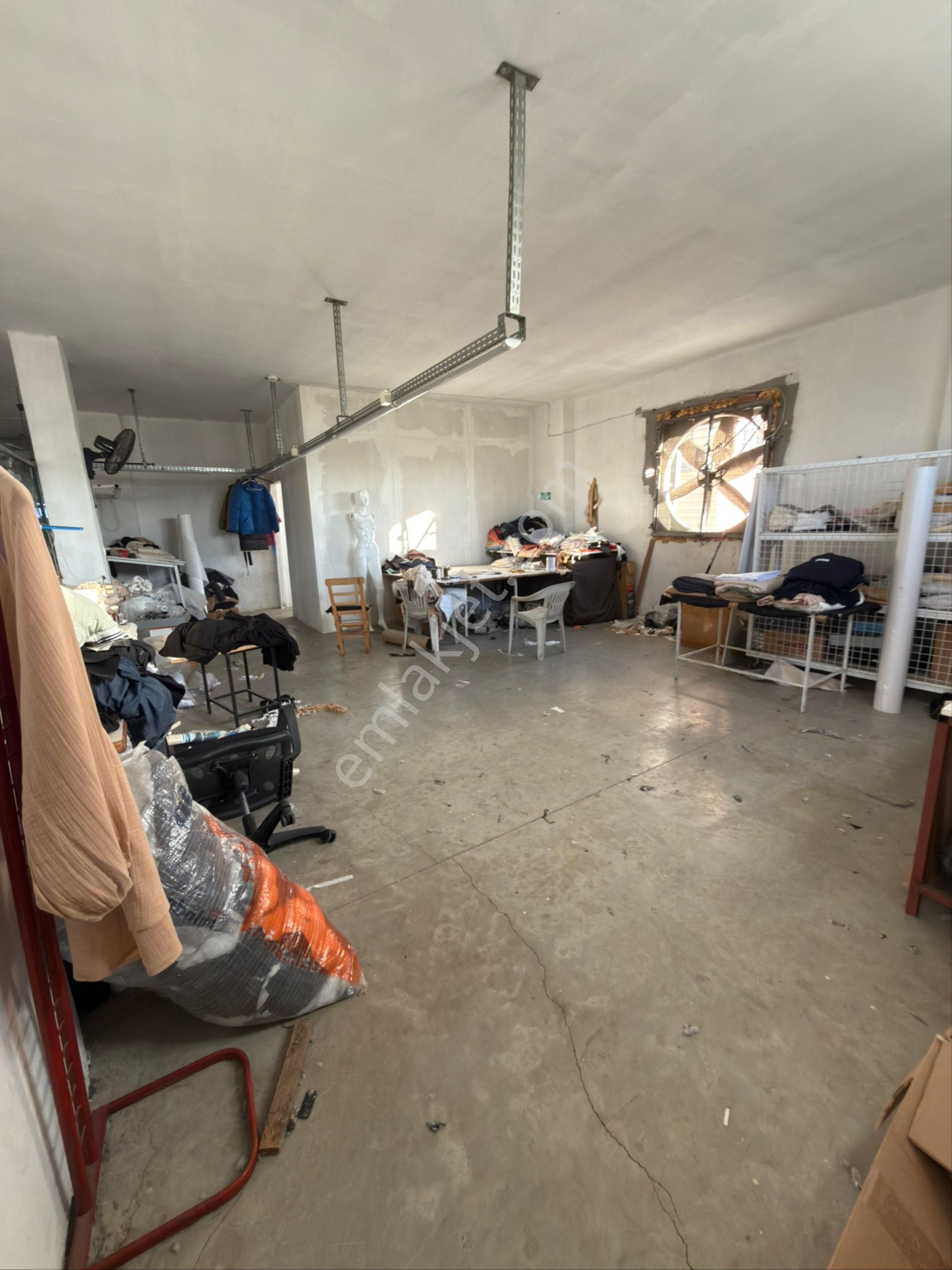 Çelebi’den Mükemmel Konumda Devren Kiralık 3 Katlı Tekstil Atölyesi - Görsel 30