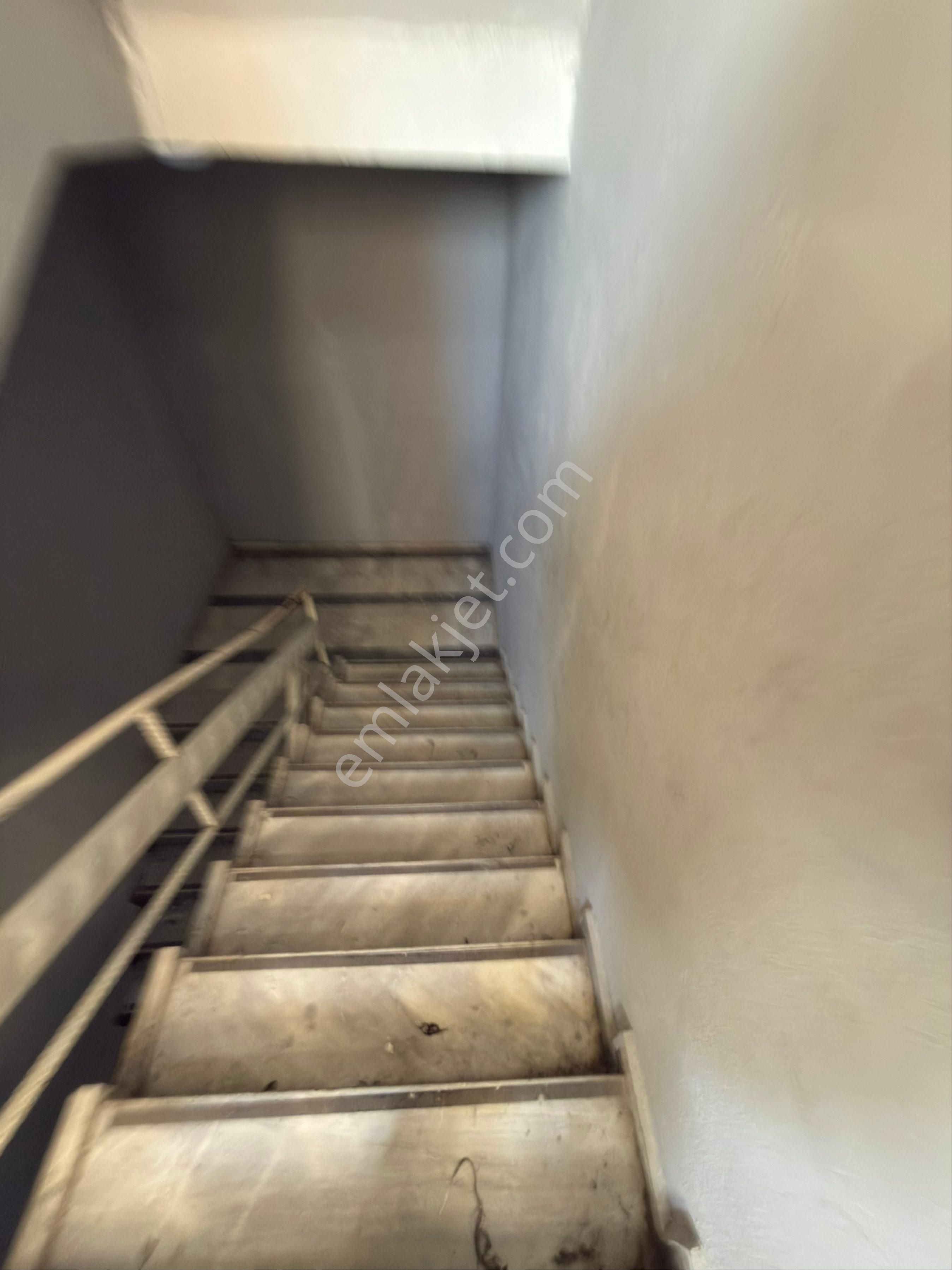 Çelebi’den Mükemmel Konumda Devren Kiralık 3 Katlı Tekstil Atölyesi - Görsel 14