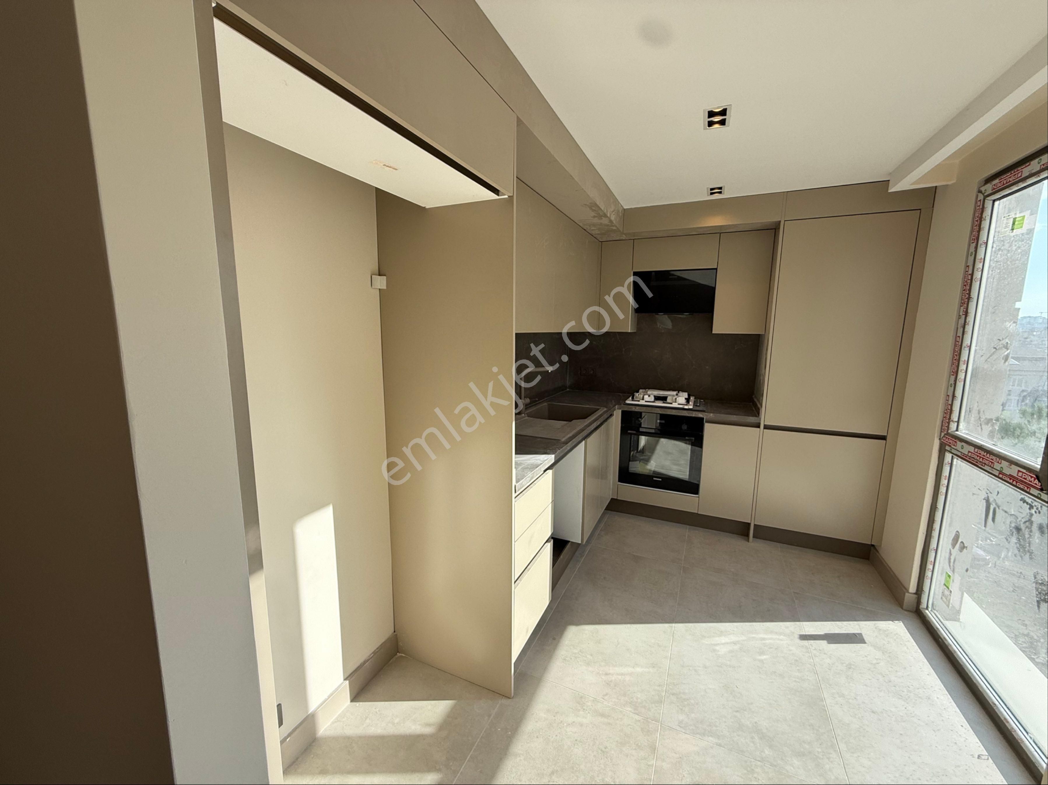 Çengelköy Bahçelievler’de Ana Cadde Sıfır 3+1 Yerden Isıtmalı - Görsel 7