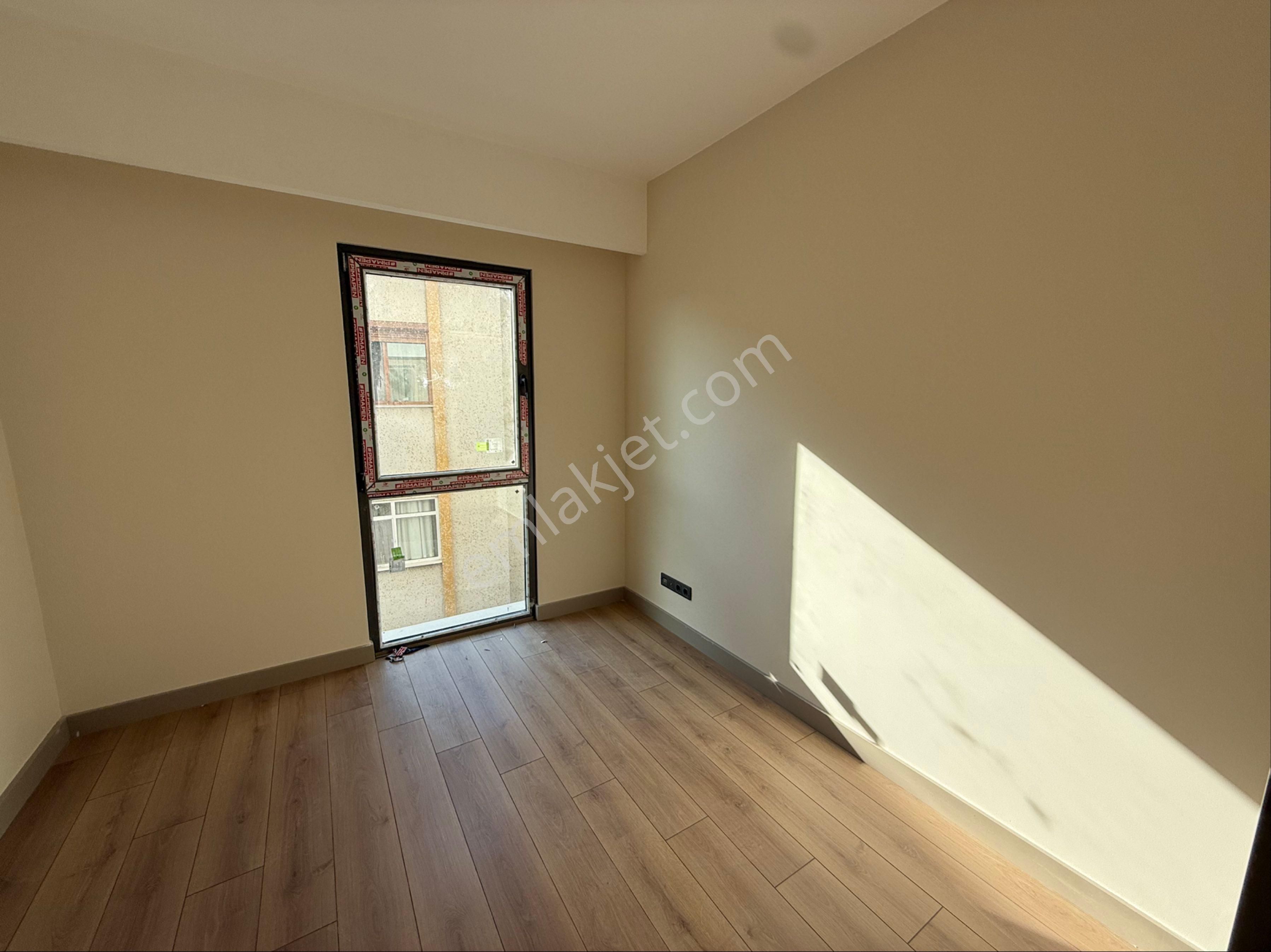 Çengelköy Bahçelievler’de Ana Cadde Sıfır 3+1 Yerden Isıtmalı - Görsel 12