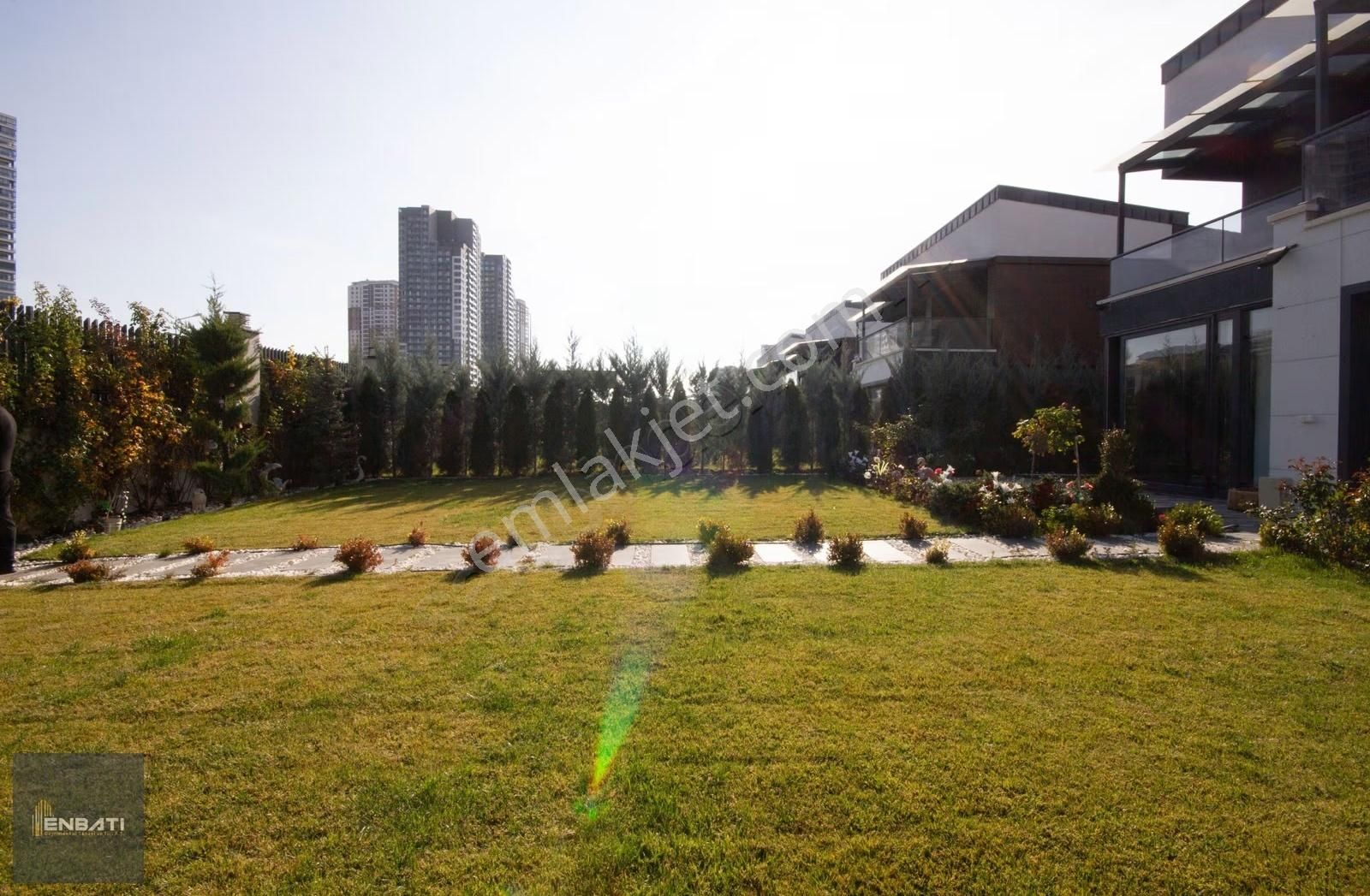 Yaşamkent De 500 M2 Full Yapılı 6+2 Kiralık Villa/ Enbatı A.ş
