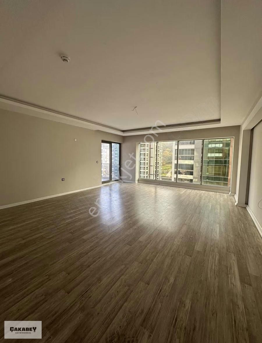 Çakabey Gayrimenkulden Ak Towers'ta Satılık 4+1 Daire - Görsel 3