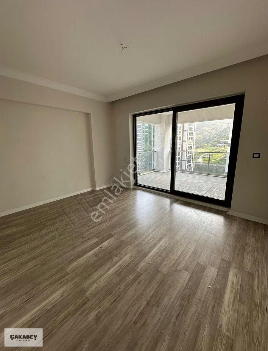 Çakabey Gayrimenkulden Ak Towers'ta Satılık 4+1 Daire - Görsel 2