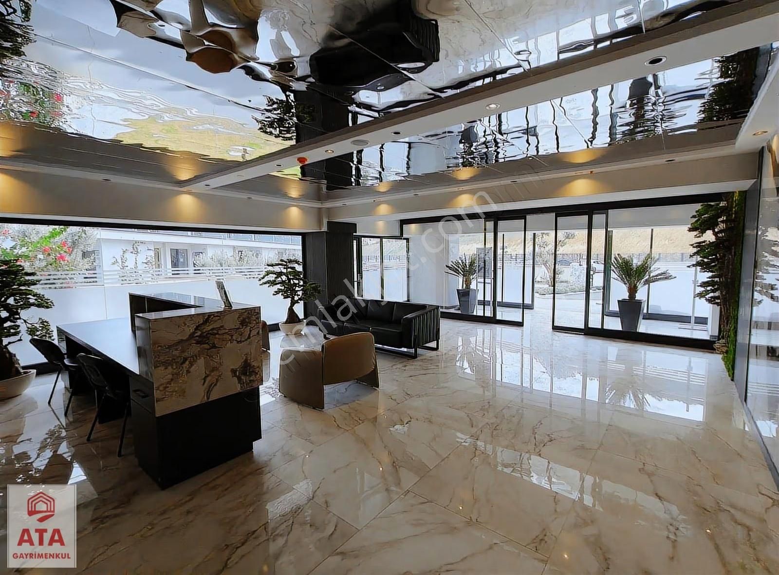 İzmir' İn Merkezinde Güvenlikli Deniz Manzaralı Lüks Daireler - Görsel 12