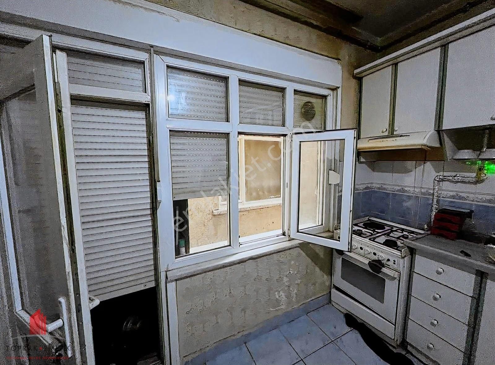 İhsaniyede Hesaplı Arakat 3+1 Satılık Daire - Görsel 6