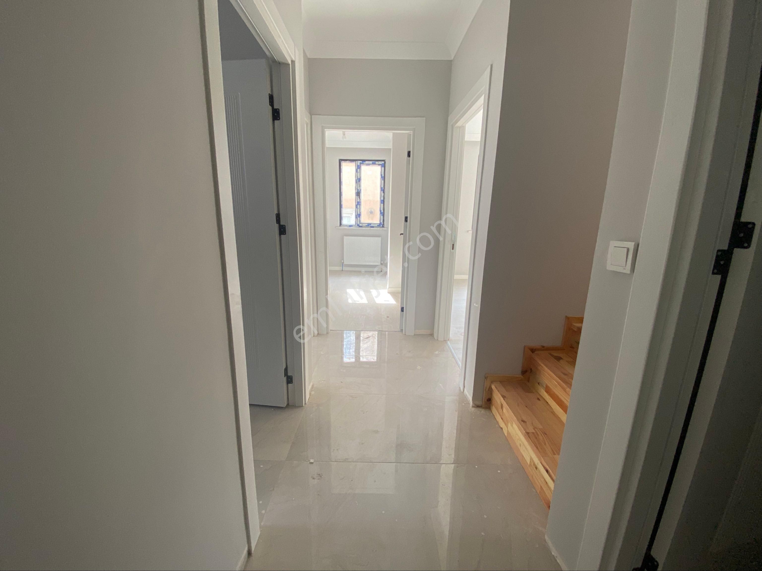 Sancaktepe Yunus Emre Mah. 3-1 0 Yaşında Satılık Üst Dubleks - Görsel 12